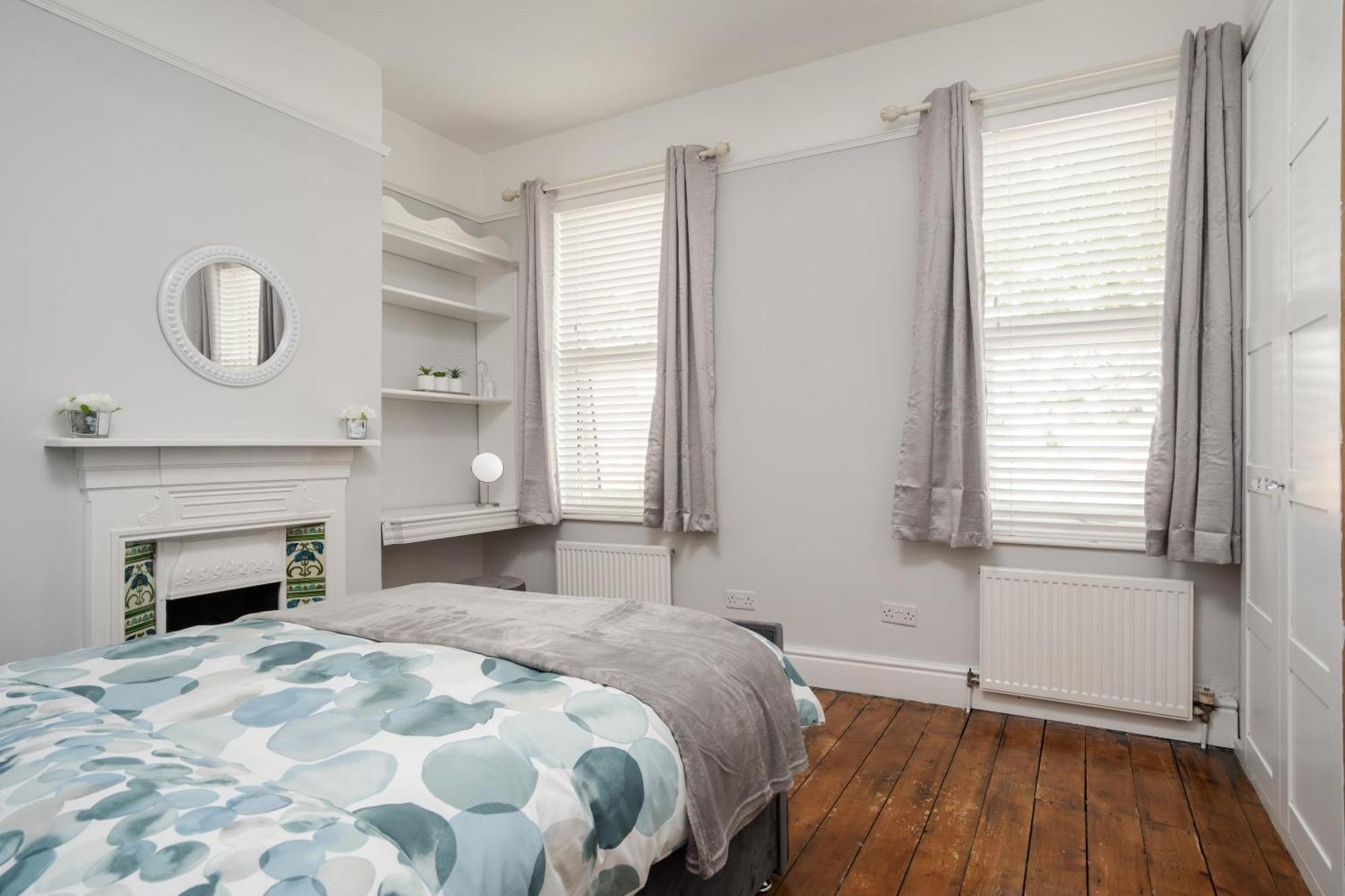 Swiss Haven - Spacious 3 Bedroom House Liverpool Buitenkant foto