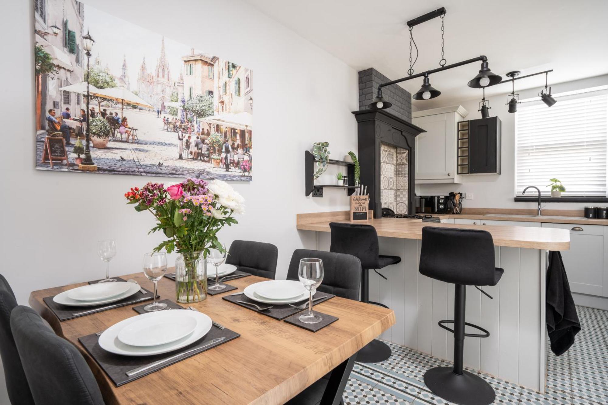 Swiss Haven - Spacious 3 Bedroom House Liverpool Buitenkant foto